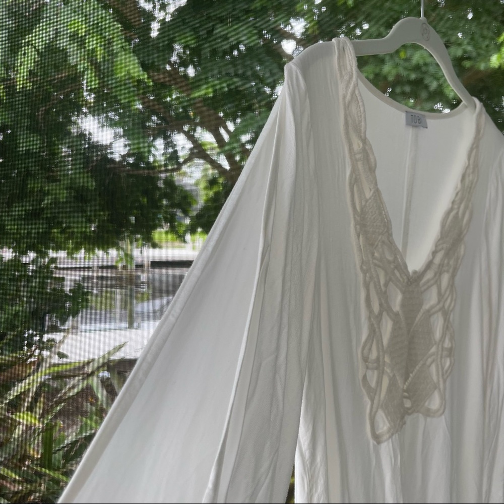 Tobi Embroidered Tunic - Picture 3 of 5